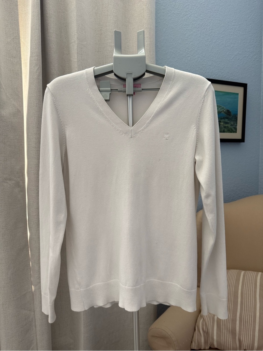 Lilly Pulitzer Preppy White Classic V-Neck Tennis Golf Sweater Sz L Quiet Luxury